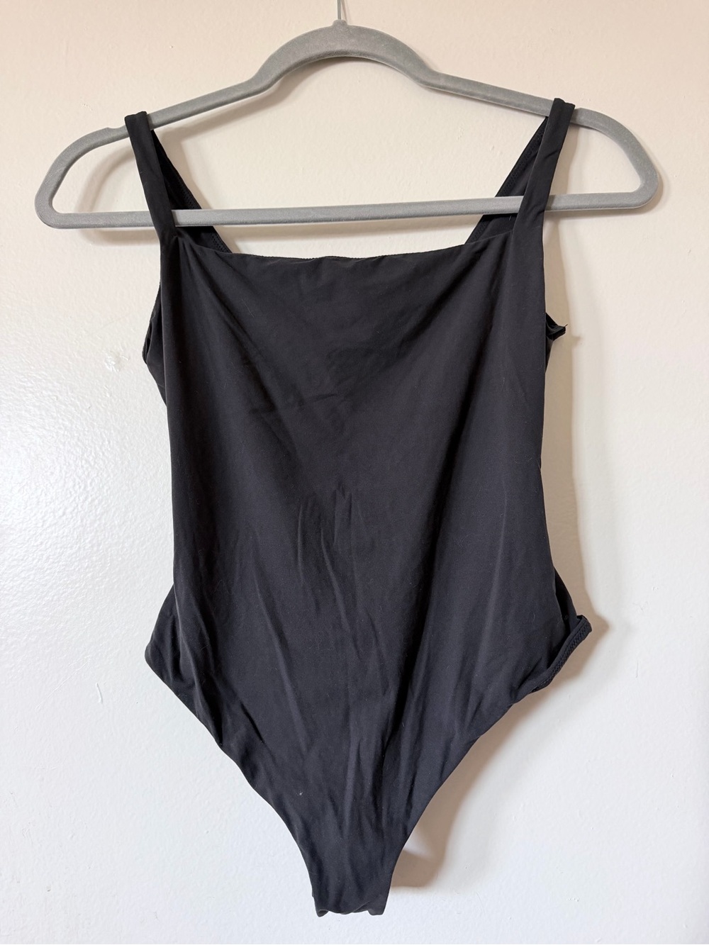 SKIMS Fits Everybody Square Neck Bodysuit